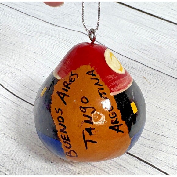 Painted Gourd Ornament 2.5" Dancing Couple Folk Art Tango Argentina Christmas - Picture 3 of 3